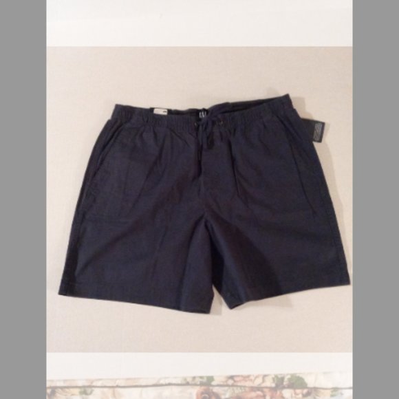 Men's XL GAP Shorts - Picture 2 of 5